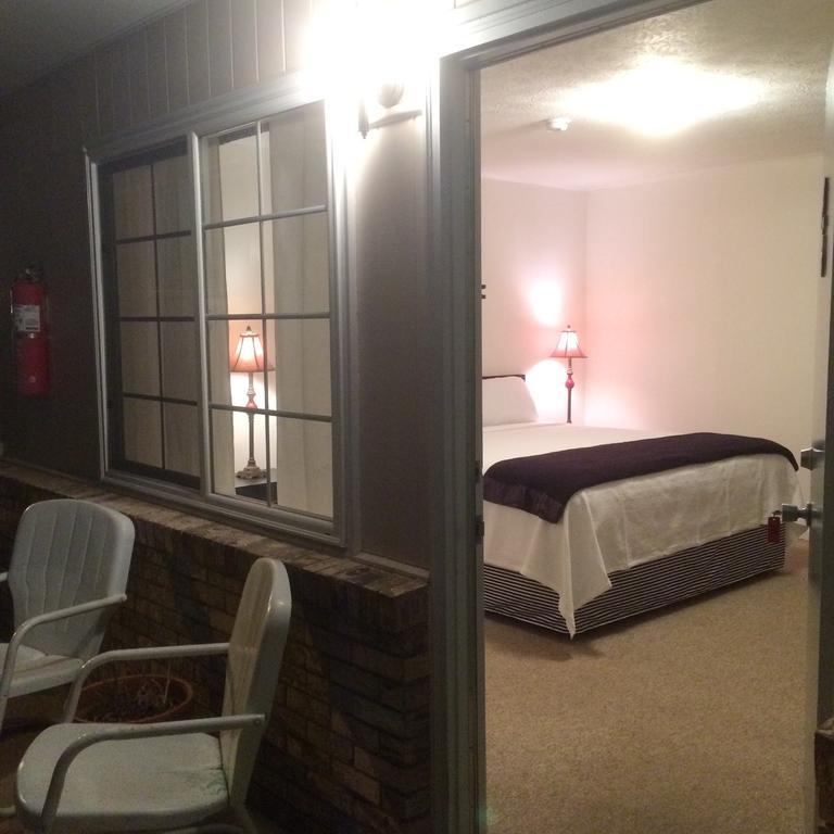 Cardinal Inn Maggie Valley Ruang foto