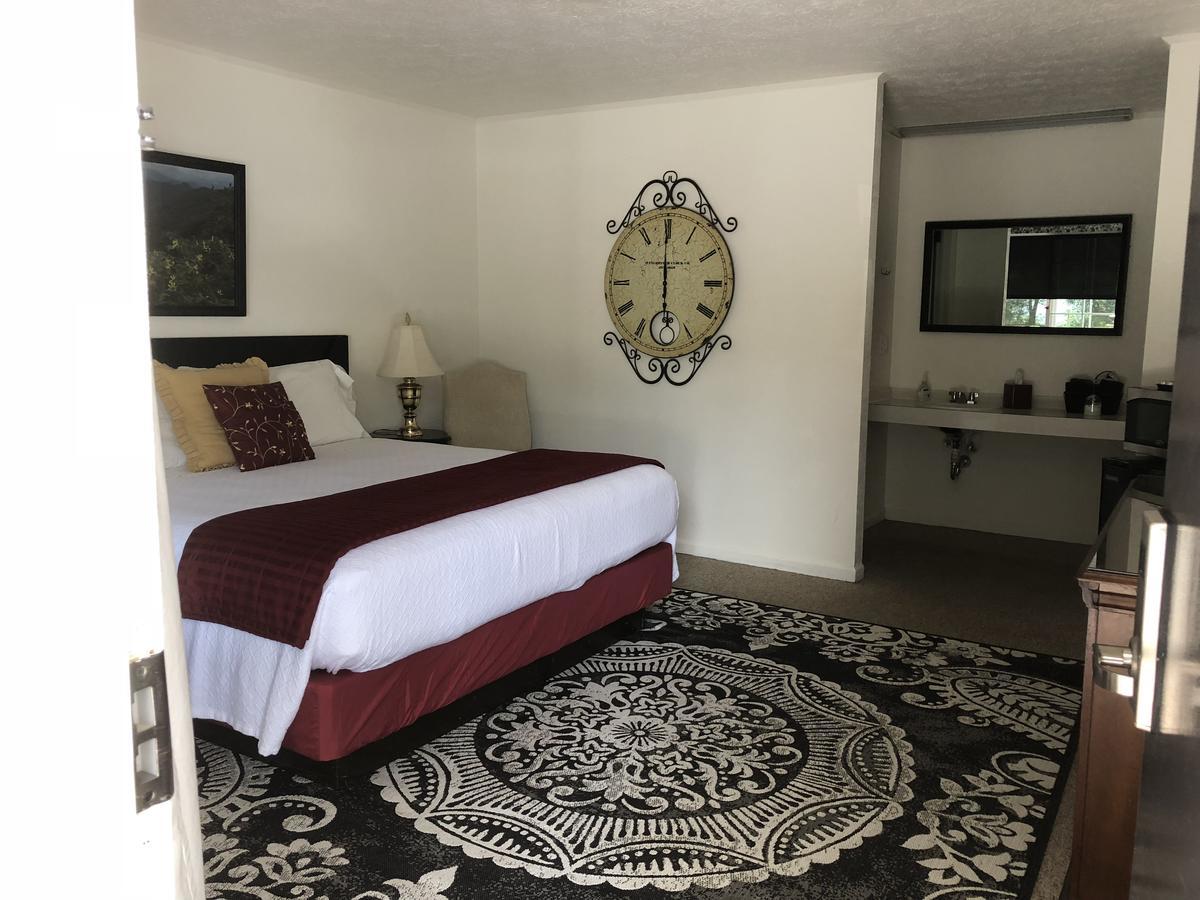 Cardinal Inn Maggie Valley Bagian luar foto